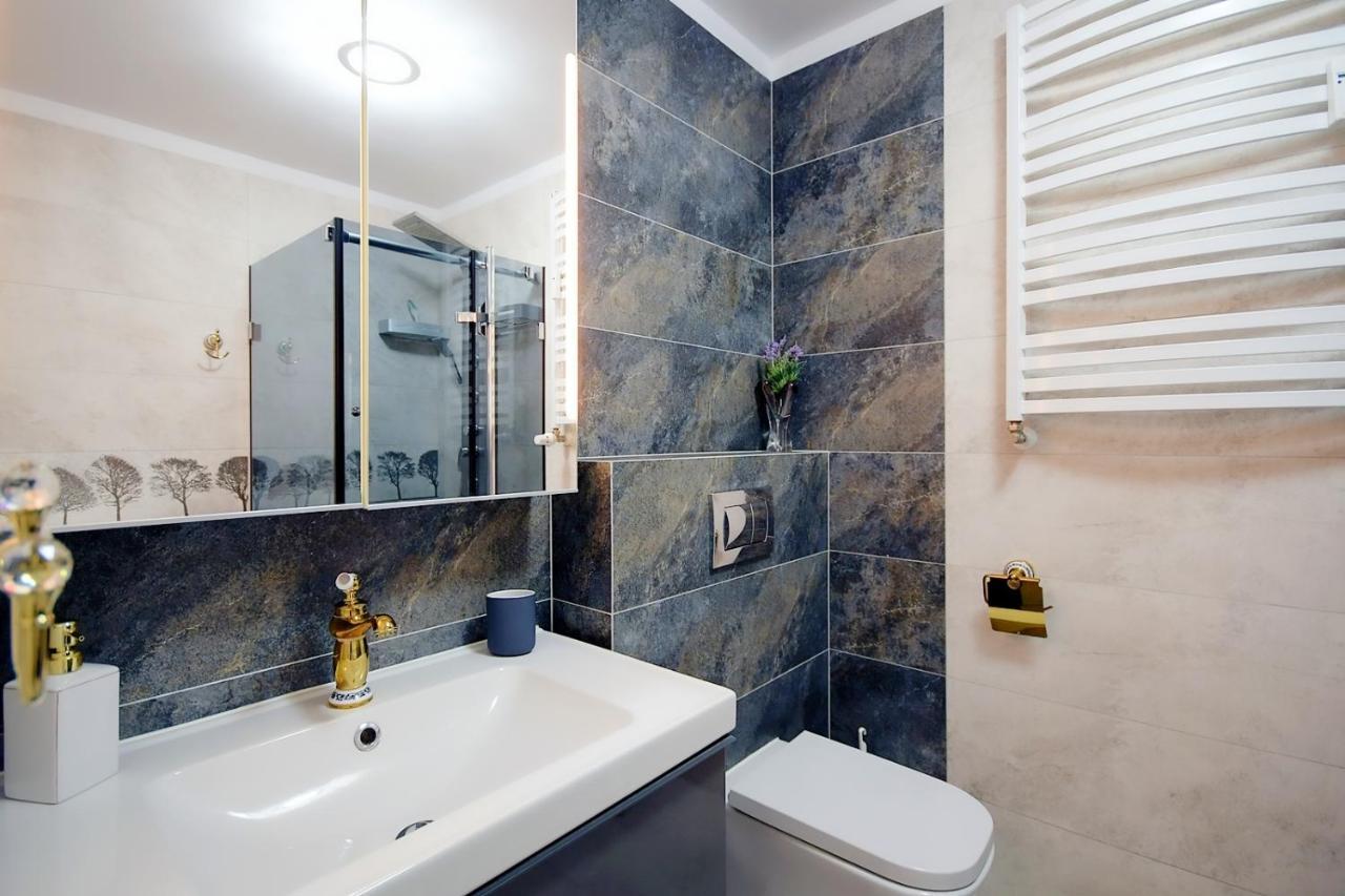 Miodowy Dom Exspanse Apartament 2 Lub 3 Pokoje Z Tarasem I Parkingiem Kołobrzeg Extérieur photo