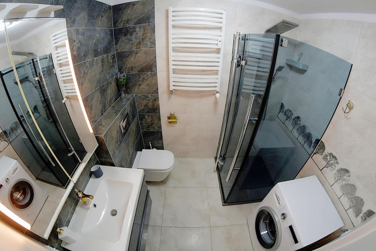 Miodowy Dom Exspanse Apartament 2 Lub 3 Pokoje Z Tarasem I Parkingiem Kołobrzeg Extérieur photo