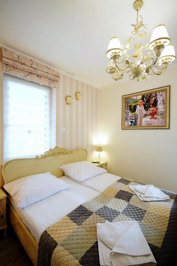 Miodowy Dom Exspanse Apartament 2 Lub 3 Pokoje Z Tarasem I Parkingiem Kołobrzeg Extérieur photo