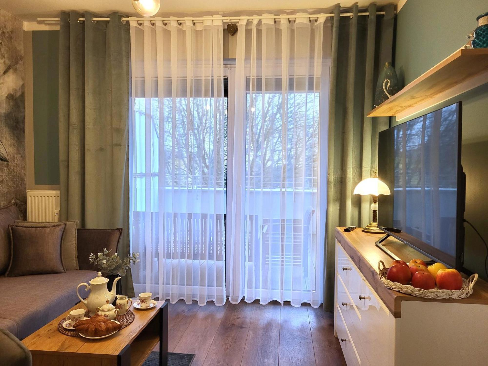 Miodowy Dom Exspanse Apartament 2 Lub 3 Pokoje Z Tarasem I Parkingiem Kołobrzeg Extérieur photo