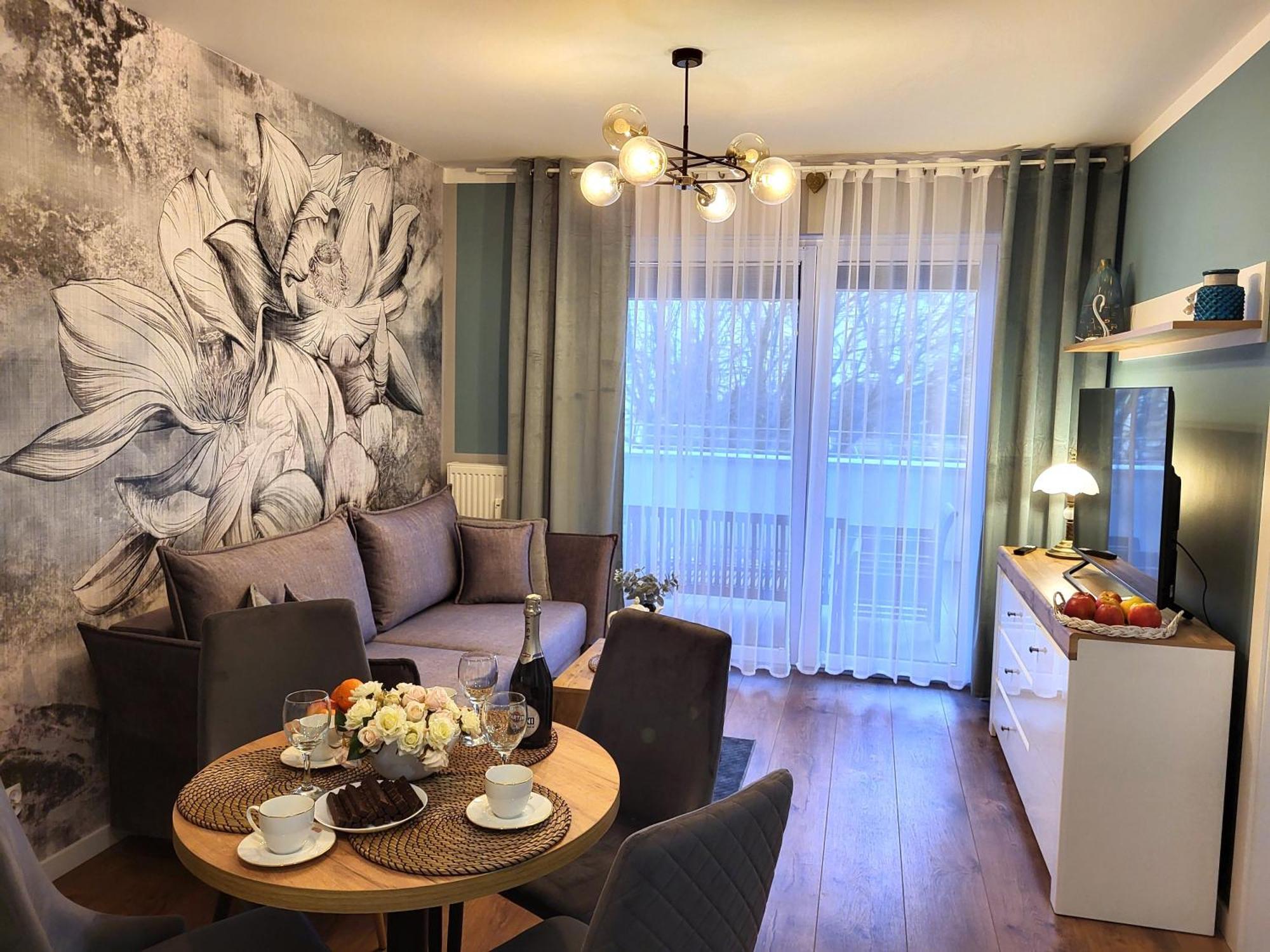 Miodowy Dom Exspanse Apartament 2 Lub 3 Pokoje Z Tarasem I Parkingiem Kołobrzeg Extérieur photo